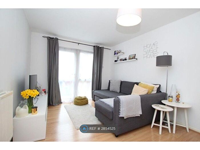 1 Bedroom Semi Detached House To Rent In Shernhall Street, London, E17