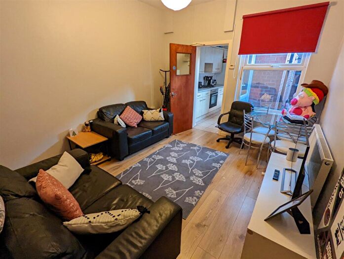 4 Bedroom Terraced House To Rent In **£pppw Excluding Bills!!** Cycle Road, Nottingham, NG7