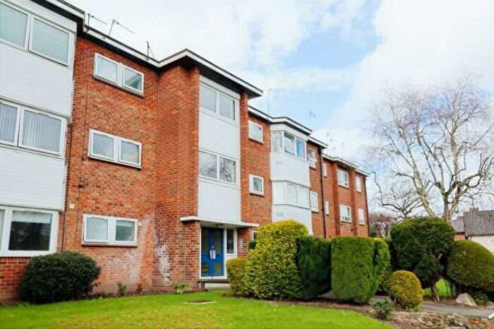 1 Bedroom Flat To Rent In Lode Lane, Solihull, B92