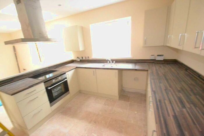 2 Bedroom Maisonette To Rent In Edward Gambling Court, Norwich, NR2