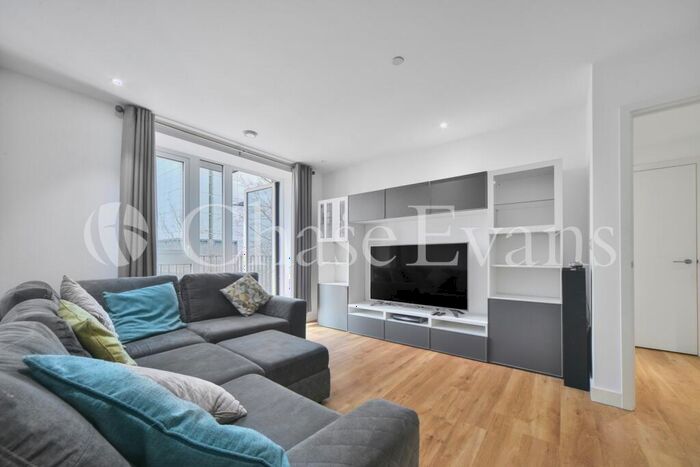 1 Bedroom Apartment To Rent In Admiralty House, London Dock, Wapping, E1W