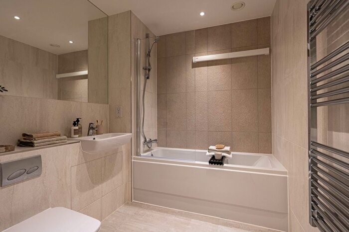 Flat For Sale In Macclesfield Road, London, EC1V