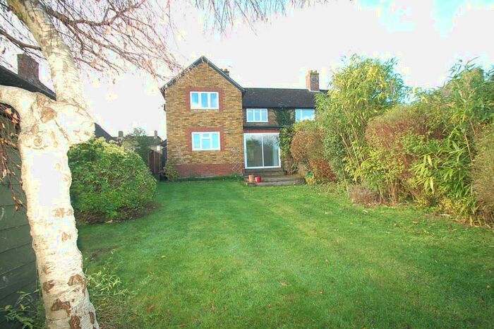 3 Bedroom End Of Terrace House To Rent In Grove Hill, Chalfont St. Peter, Gerrards Cross, SL9