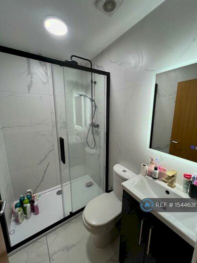 4 Bedroom Flat To Rent In County Road, Ormskirk, L39