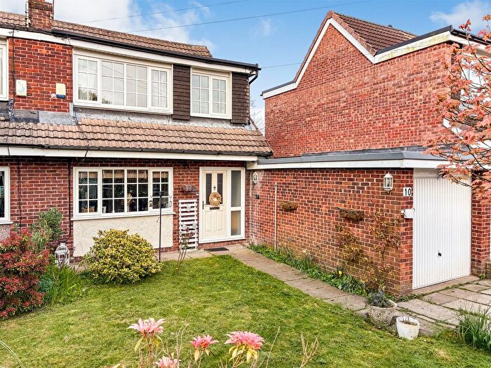 3 Bedroom Semi-Detached House For Sale In Mallard Close, Knutsford, WA16