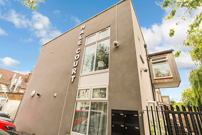 2 Bedroom Apartment To Rent In Hale Court, Parsloes Avenue, Dagenham, Essex, RM9