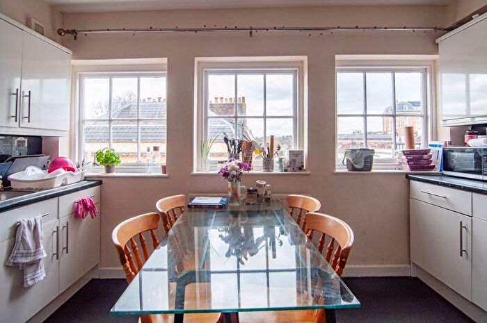 7 Bedroom Maisonette To Rent In Waterloo Street, Clifton, BS8