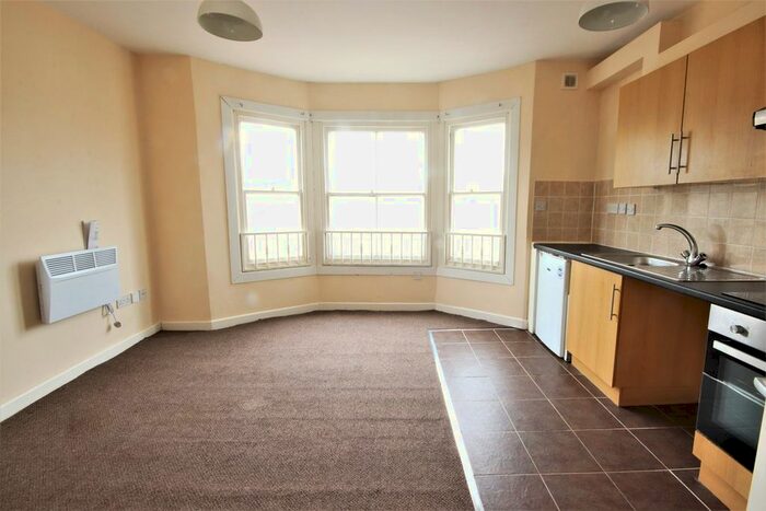 1 Bedroom Flat To Rent In Queens Road, Hastings, TN34