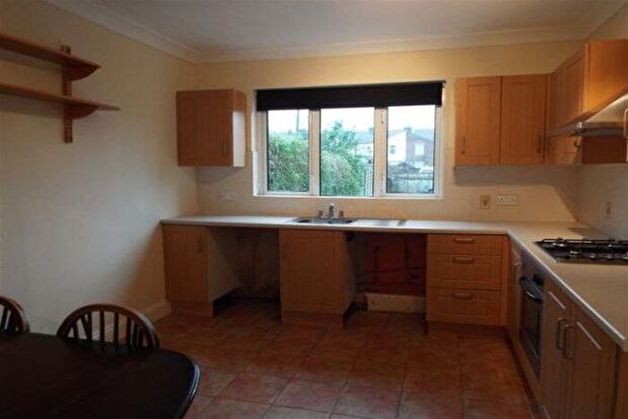 3 Bedroom Property To Rent In Southampton Road, Eastleigh, SO50