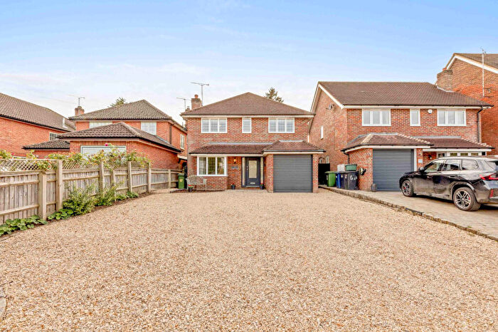 4 Bedroom Detached House For Sale In Berwick Road, Marlow, Buckinghamshire, SL7