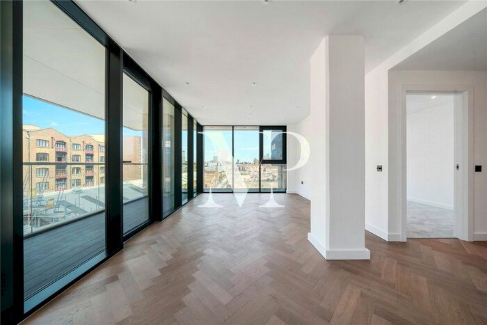 2 Bedroom Flat To Rent In Merino Gardens, London, E1W