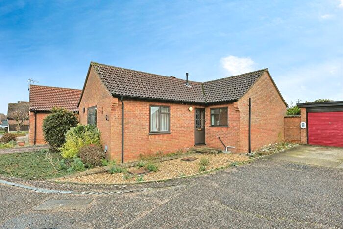 2 Bedroom Detached Bungalow For Sale In Jubilee Road, Watton, Thetford, IP25