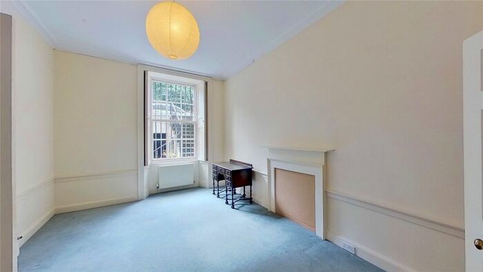 1 Bedroom Flat To Rent In Heriot Row, Edinburgh, Midlothian, EH3