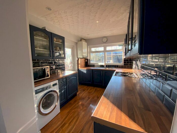 4 Bedroom Terraced House To Rent In Sydney Road, Barkingside, Ilford, IG6