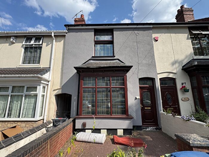 3 Bedroom Terraced House To Rent In Cemetery Road, Smethwick, West Midlands, B67