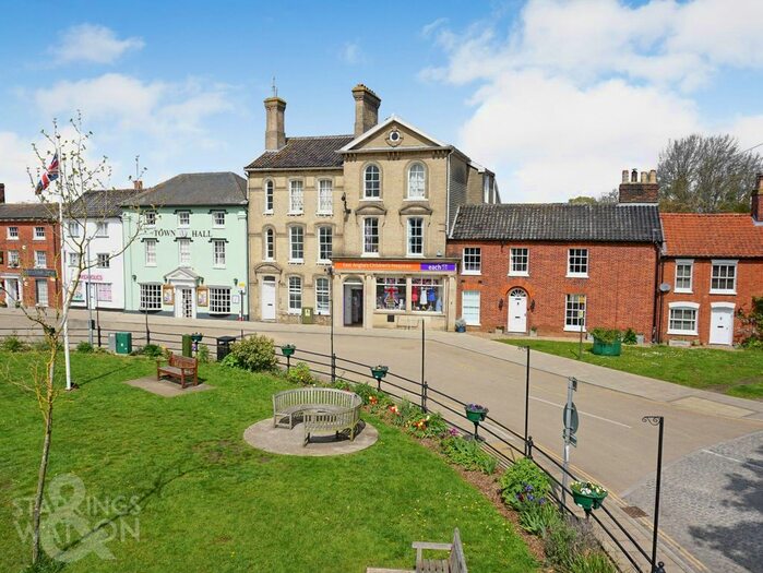 2 Bedroom Flat To Rent In Queens Square, Attleborough, NR17