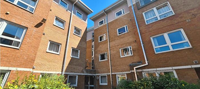 2 Bedroom Flat To Rent In Crown Station Place, Liverpool, L7