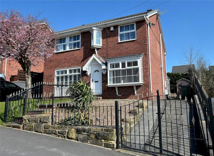 Houses for sale & to rent in LS5 3RF, Abbeydale Oval, Kirkstall Leeds