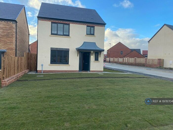 3 Bedroom Detached House To Rent In Whitehouse Drive, Newcastle Upon Tyne, NE12