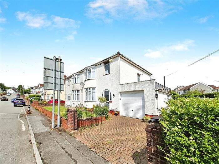 3 Bedroom Property To Rent In Heol Fach, Treboeth, Swansea, SA5