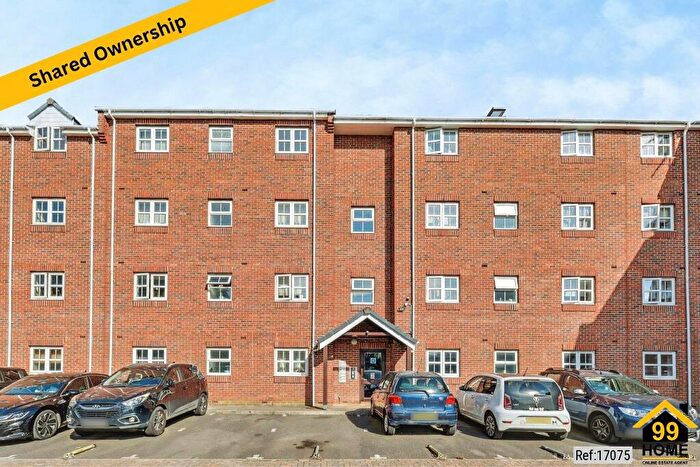 2 Bedroom Apartment For Sale In St Andrews Court, Northamptonshire, Northants, NN1