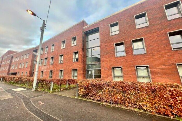 1 Bedroom Flat To Rent In Summertown Road, Govan, G51