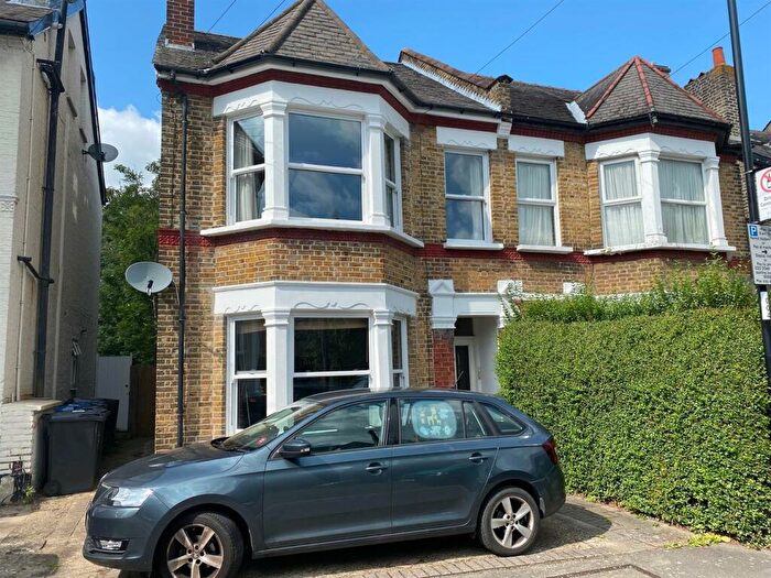 2 Bedroom Flat To Rent In Burgoyne Road, London, SE25
