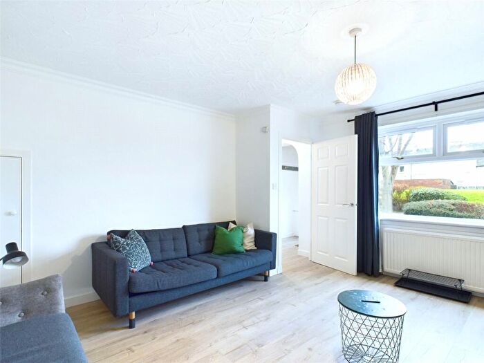 2 Bedroom Apartment To Rent In South Gyle Wynd, South Gyle, Edinburgh, EH12