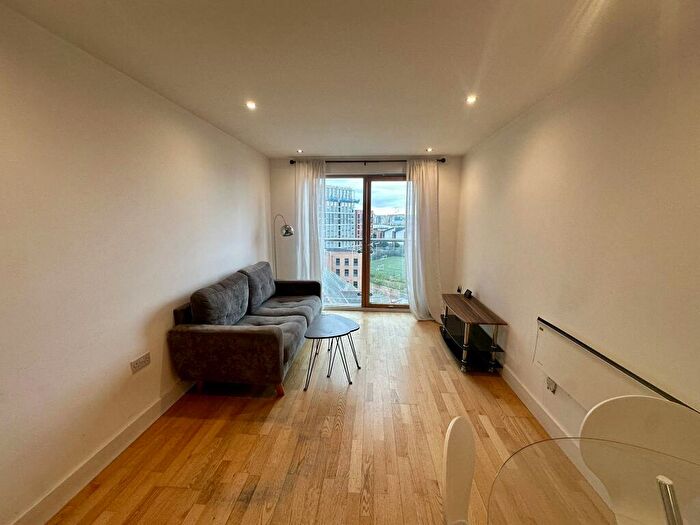 1 Bedroom Apartment To Rent In La Salle Leeds Dock City Centre, LS10
