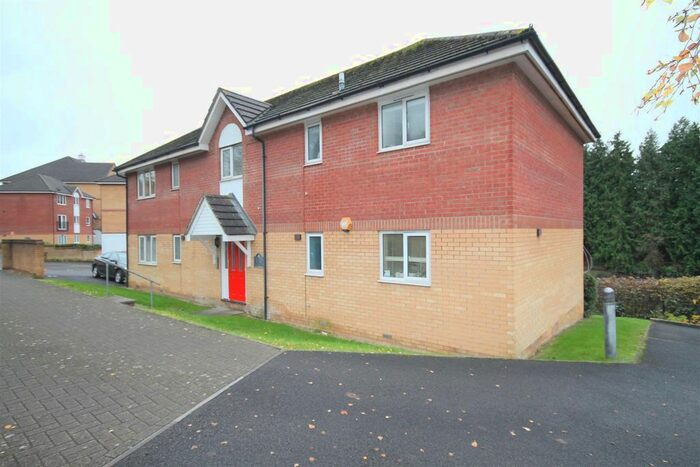 2 Bedroom Flat To Rent In Butlers Close, Crews Hole, St George, Bristol BS5