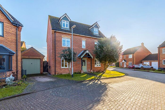 4 Bedroom Detached House For Sale In Fallowfields, Deeping St. Nicholas, PE11