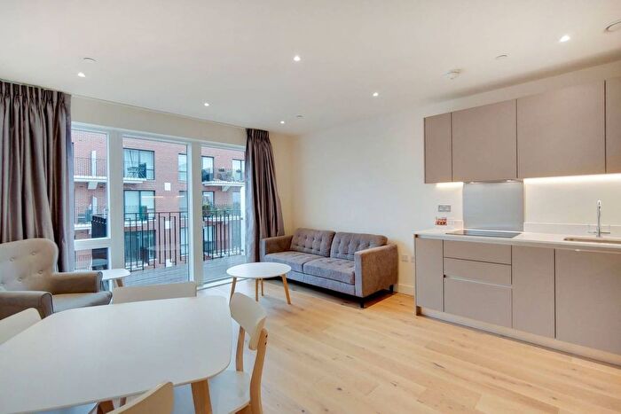 1 Bedroom Flat To Rent In No Street, Woolwich, London, SE18