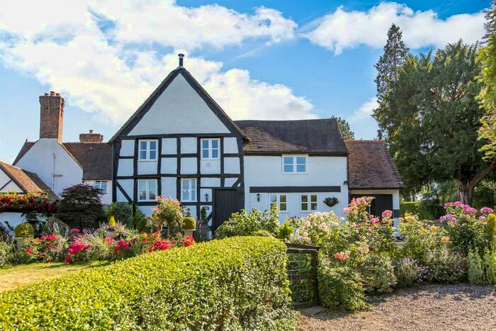 3 Bedroom Property For Sale In Hadley, Droitwich, Worcestershire, WR9