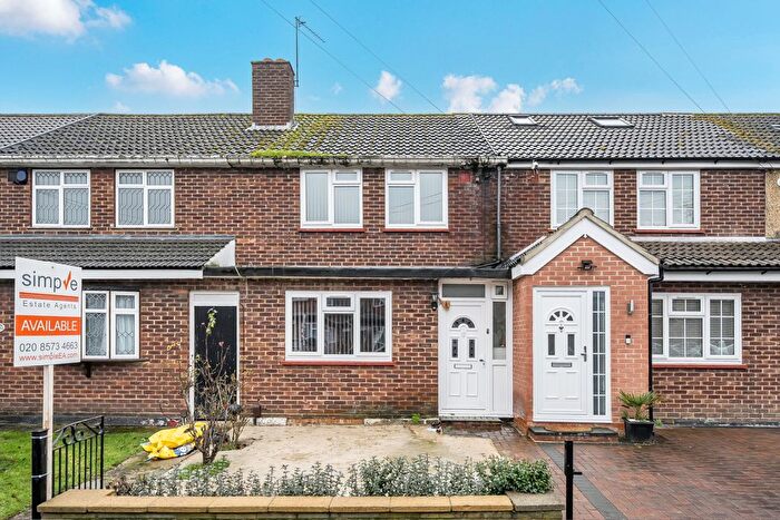 2 Bedroom Terraced House For Sale In Morrison Road, Hayes, UB4