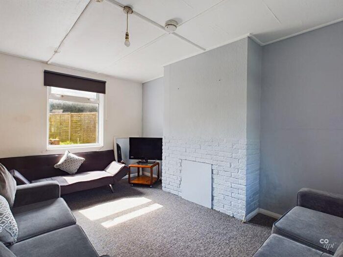 4 Bedroom House Of Multiple Occupation To Rent In Barcombe Road, Brighton, BN1