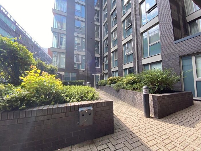 3 Bedroom Flat To Rent In Mappin Street, Sheffield, S1