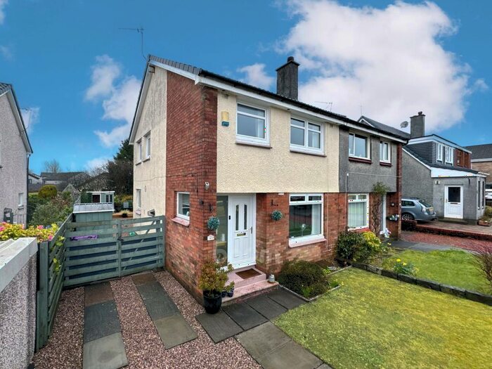3 Bedroom Semi-Detached House For Sale In Crummock Gardens, Beith, KA15