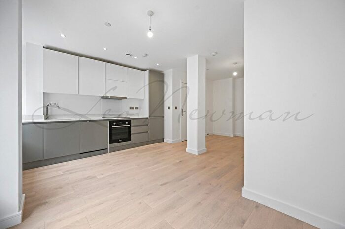 1 Bedroom Flat To Rent In Caroline Street, Limehouse, E1
