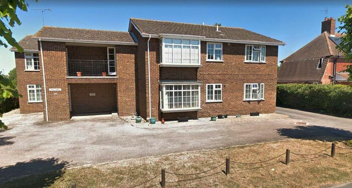 1 Bedroom Flat To Rent In Station Road, Stoke Mandeville, HP22