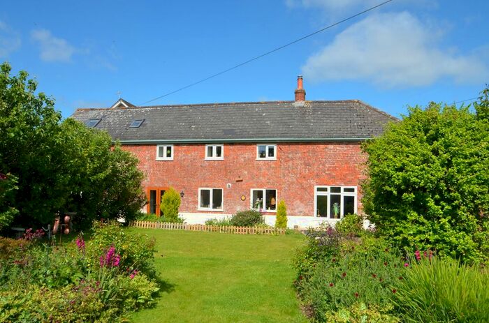 3 Bedroom Semi-Detached House For Sale In Uffculme, Cullompton, EX15