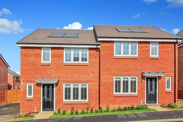 3 Bedroom Semi-Detached House To Rent In , Tillage Road, Wellingborough, NN8