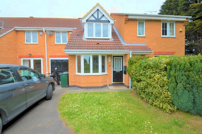 3 Bedroom Terraced House To Rent In Springwood Close, Doncaster, South Yorkshire, DN3