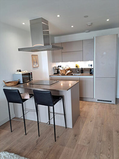 1 Bedroom Apartment To Rent In , Great Eastern Road, Stratford, London, E15