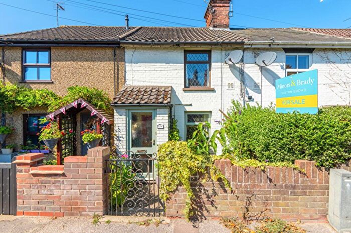 2 Bedroom Terraced House For Sale In Bridge Road, Oulton Broad, NR33