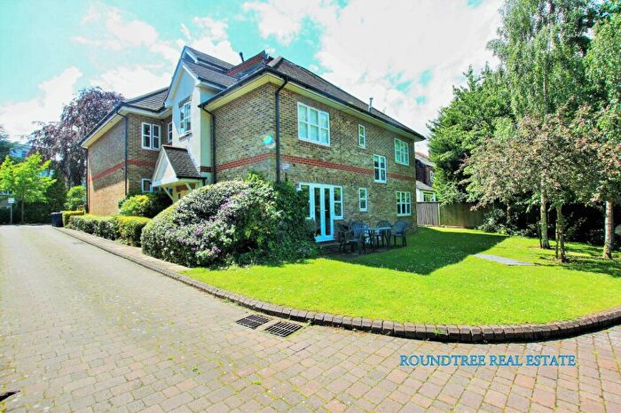 2 Bedroom Flat To Rent In Summer Court, Sunningfields Road, Hendon, NW4