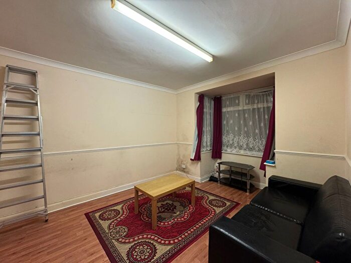 3 Bedroom Terraced House To Rent In Bridgewater Road, Wembley, HA0