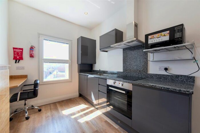 Studio To Rent In Osborne Terrace, Sandyford, Newcastle Upon Tyne, NE2