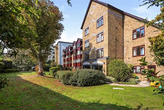 Retirement Property To Rent In Sheridan Lodge, - Homesdale Road, Bromley, BR2