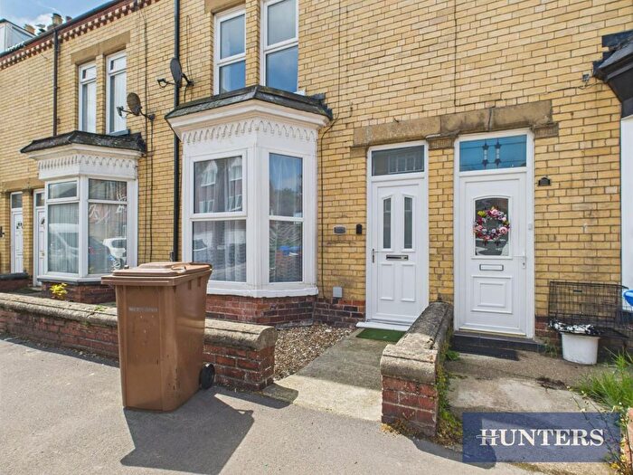 4 Bedroom Terraced House To Rent In Ashbourne Avenue, Bridlington, YO16