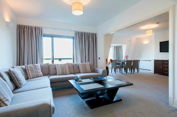 4 Bedroom Penthouse To Rent In Strathmore Court, Park Road, St John's Wood, NW8